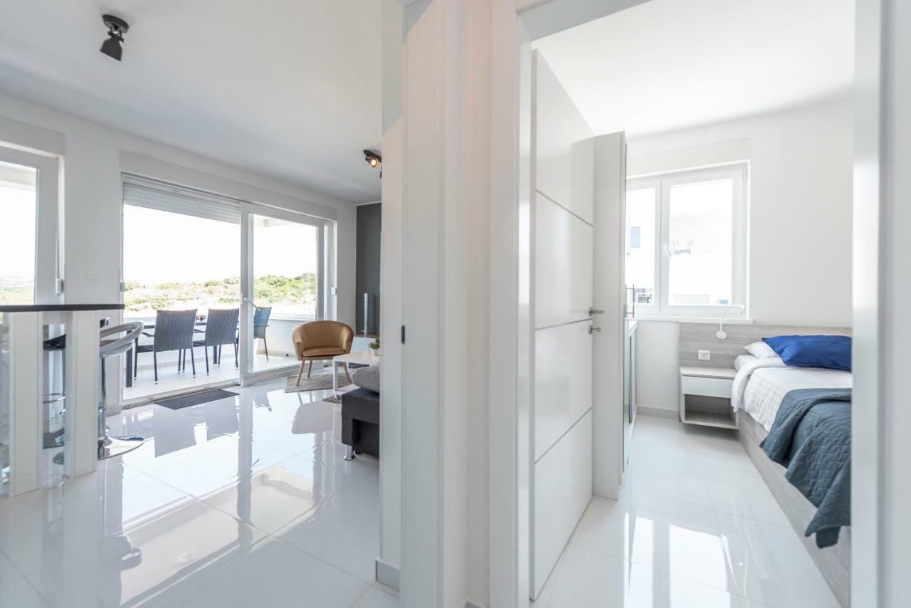 Adris 2 Luxury Modern Apartment With A Pool Novalja Zewnętrze zdjęcie