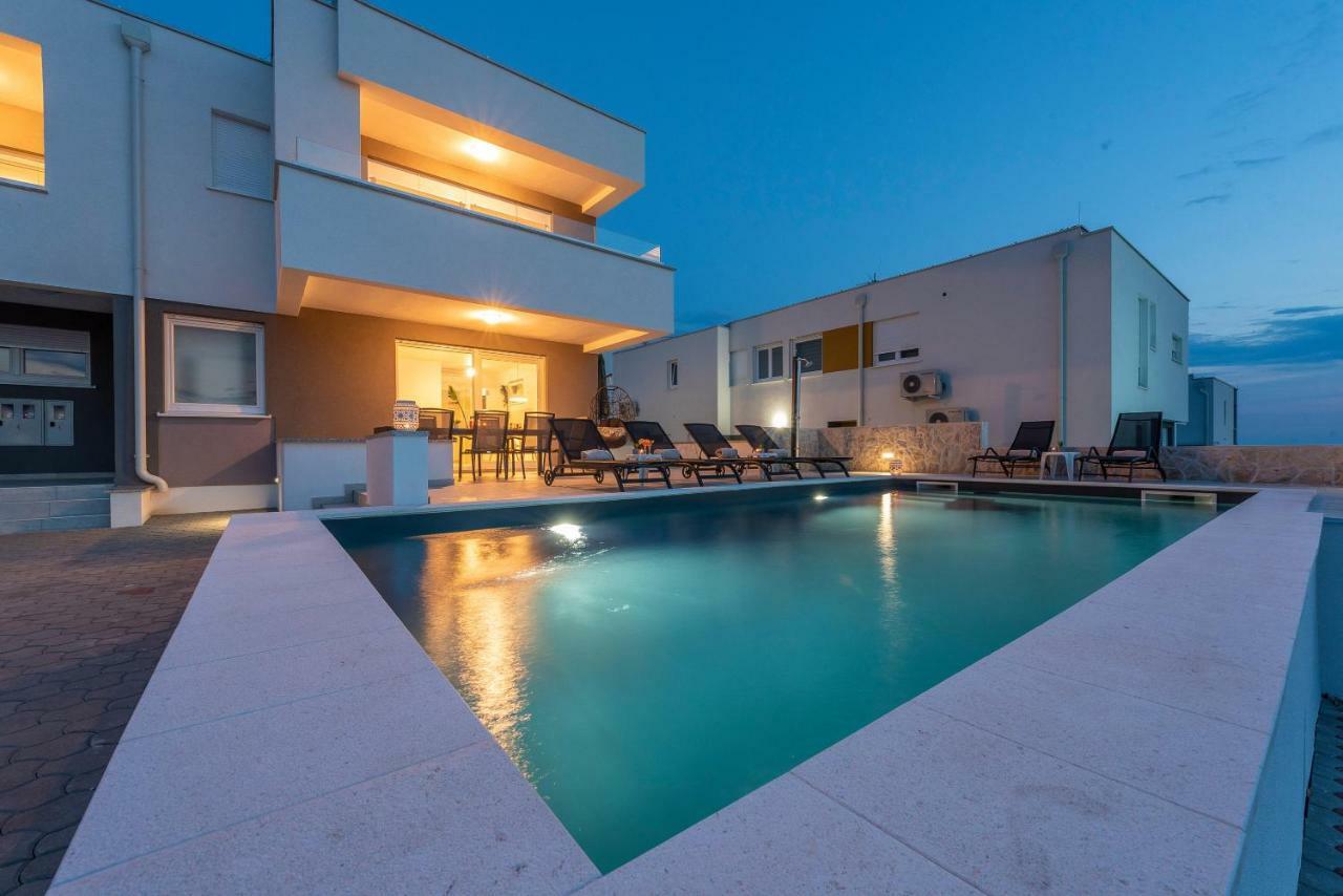 Adris 2 Luxury Modern Apartment With A Pool Novalja Zewnętrze zdjęcie