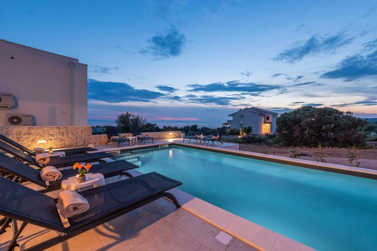 Adris 2 Luxury Modern Apartment With A Pool Novalja Zewnętrze zdjęcie